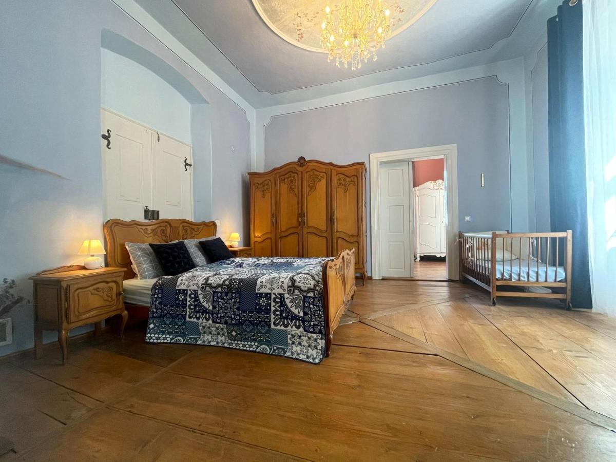 Vcelakov Apartman Fara מראה חיצוני תמונה